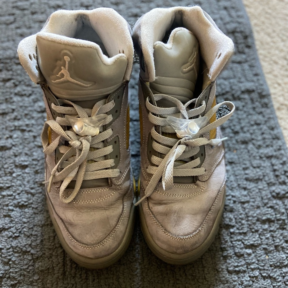 WOLF GRAY AIR JORDAN 5 IN US MENS SIZE 10